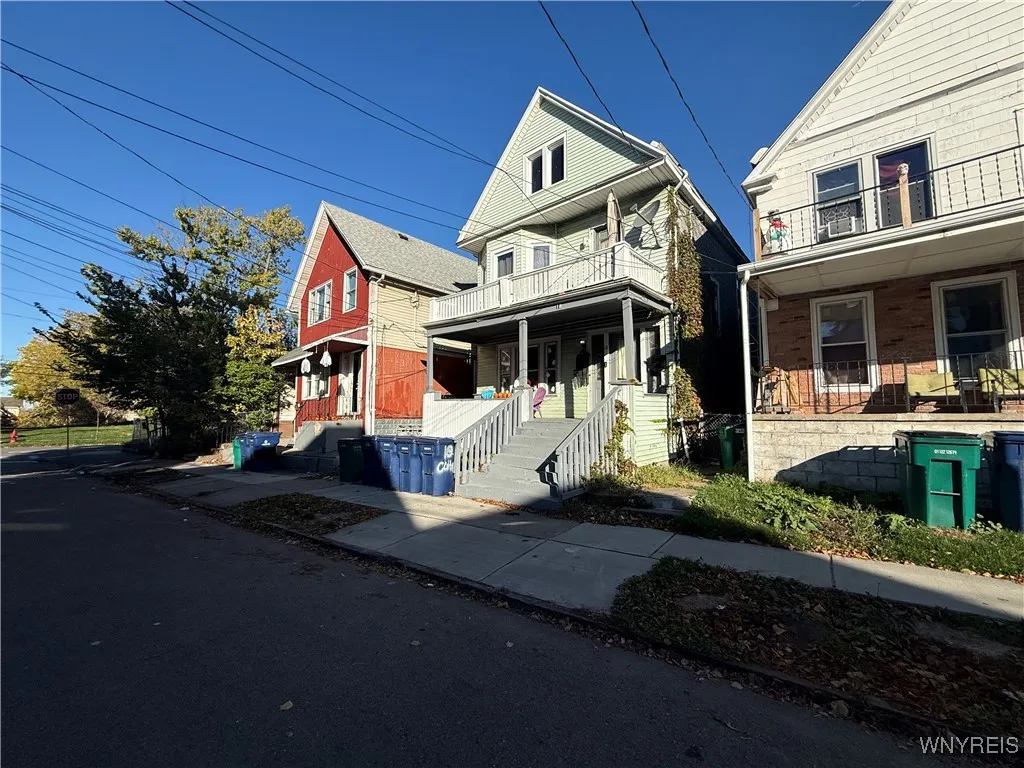 10 Garner Avenue, Buffalo, New York 14213, Buffalo, New York 14213, 8 Bedrooms Bedrooms, ,3 BathroomsBathrooms,Residential,For Sale,10 Garner Avenue, Buffalo, New York 14213,0,B1648528