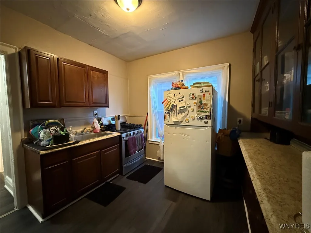 10 Garner Avenue, Buffalo, New York 14213, Buffalo, New York 14213, 8 Bedrooms Bedrooms, ,3 BathroomsBathrooms,Residential,For Sale,10 Garner Avenue, Buffalo, New York 14213,0,B1648528