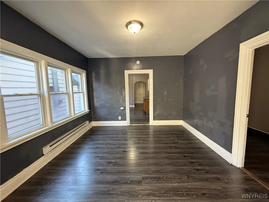 8 Garner Avenue, Buffalo, New York 14213, Buffalo, New York 14213, 8 Bedrooms Bedrooms, ,3 BathroomsBathrooms,Residential,For Sale,8 Garner Avenue, Buffalo, New York 14213,0,B1648536