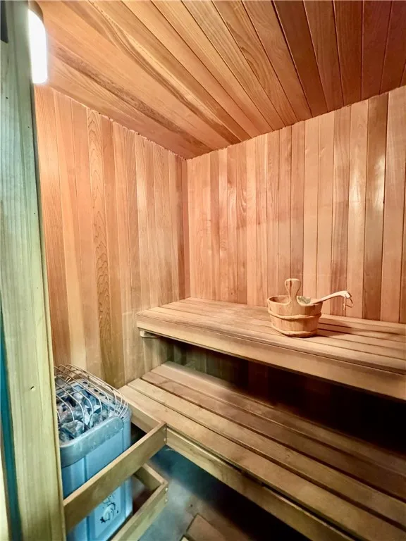 360 Plank Road, Walworth, New York 14502, Walworth, New York 14502, 4 Bedrooms Bedrooms, 9 Rooms Rooms,2 BathroomsBathrooms,Residential,For Sale,360 Plank Road, Walworth, New York 14502,0,R1648351