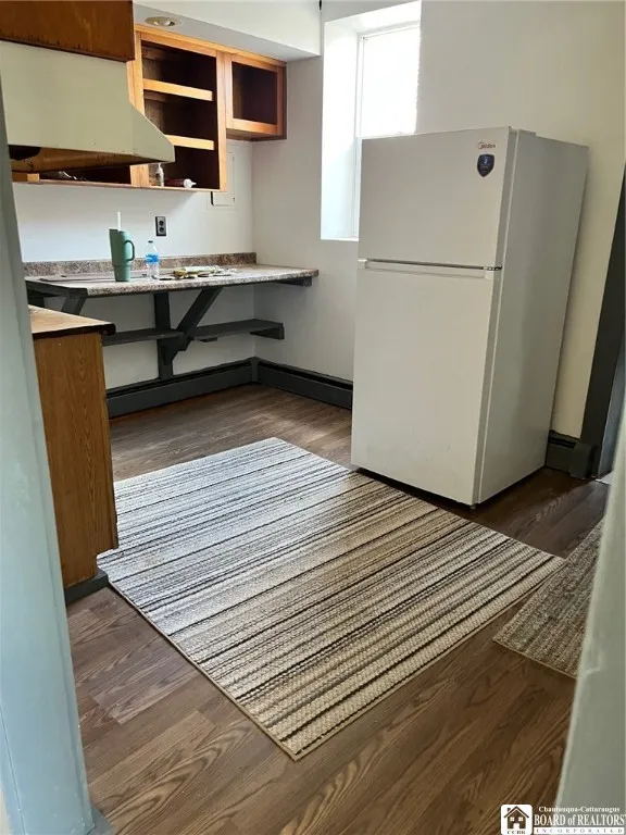 upper 3 bedroom unit