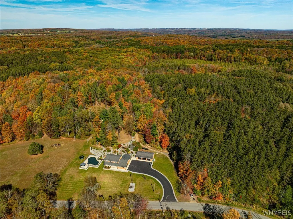 9681 Wagner Road, Holland, New York 14080, Holland, New York 14080, 4 Bedrooms Bedrooms, 13 Rooms Rooms,3 BathroomsBathrooms,Residential,For Sale,9681 Wagner Road, Holland, New York 14080,0,B1648361