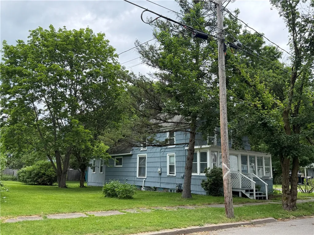 17 Waite Street, Norwich, New York 13815, Norwich, New York 13815, 3 Bedroom Bedrooms, 8 Room Rooms,1 BathroomBathrooms,Residential,For Sale,17 Waite Street, Norwich, New York 13815,0,R1648602
