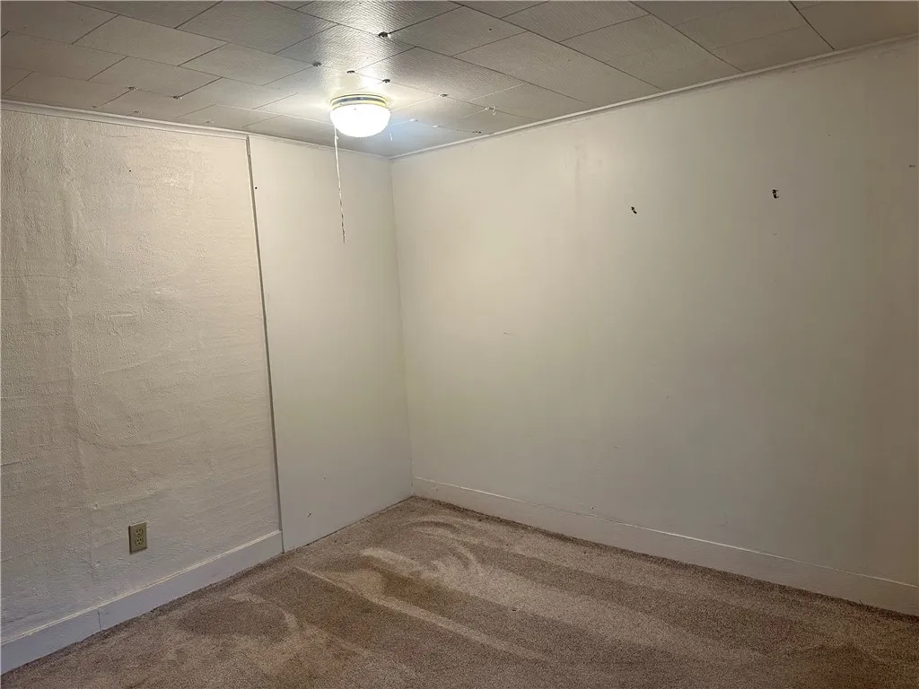 17 Waite Street, Norwich, New York 13815, Norwich, New York 13815, 3 Bedroom Bedrooms, 8 Room Rooms,1 BathroomBathrooms,Residential,For Sale,17 Waite Street, Norwich, New York 13815,0,R1648602