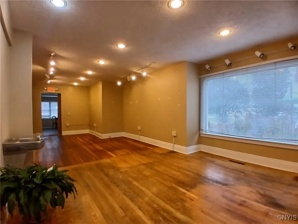 7354 Oswego Road, Clay, New York 13090, Clay, New York 13090, ,Commercial Lease,For Rent,7354 Oswego Road, Clay, New York 13090,0,S1648646