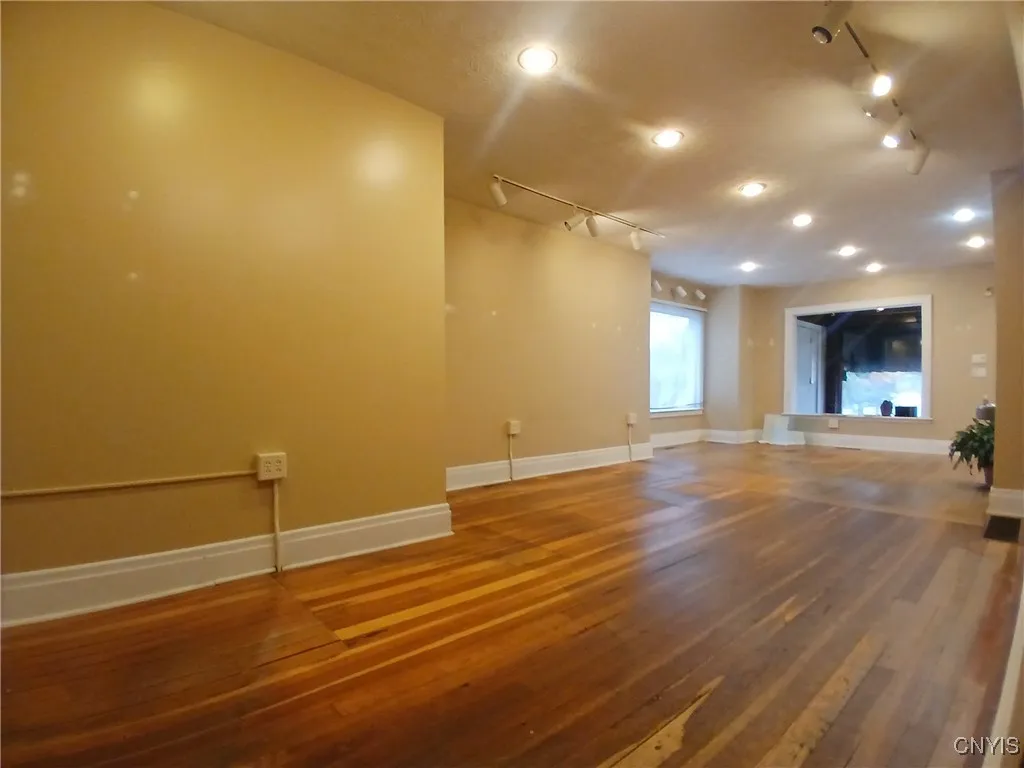 7354 Oswego Road, Clay, New York 13090, Clay, New York 13090, ,Commercial Lease,For Rent,7354 Oswego Road, Clay, New York 13090,0,S1648646