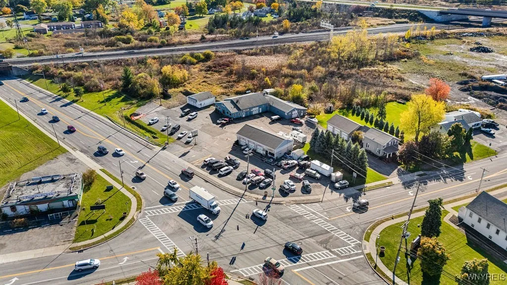 5621 Lockport Road, Niagara, New York 14305, Niagara, New York 14305, ,Commercial Lease,For Rent,5621 Lockport Road, Niagara, New York 14305,0,B1648660