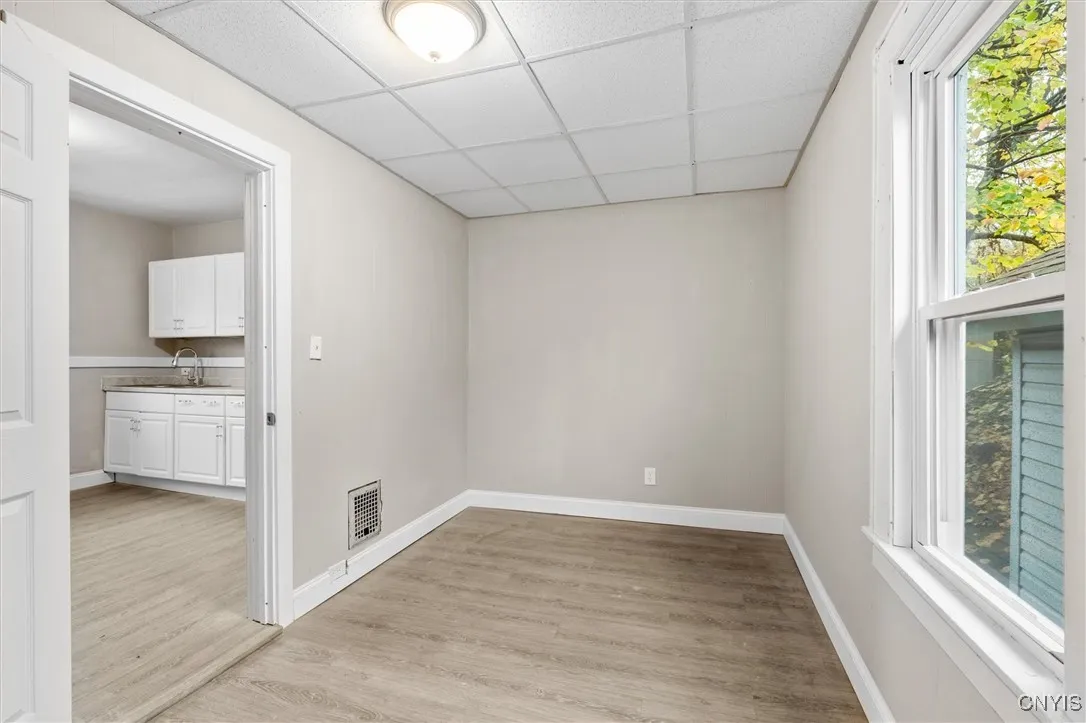 133 Lakeview Avenue, Syracuse, New York 13204, Syracuse, New York 13204, 5 Bedrooms Bedrooms, ,2 BathroomsBathrooms,Residential,For Sale,133 Lakeview Avenue, Syracuse, New York 13204,0,S1647943