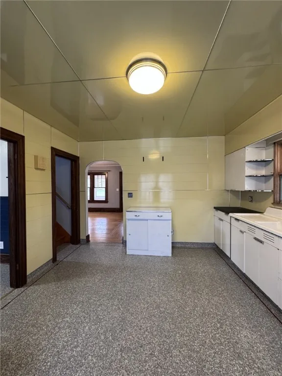 102 Bank Street, Smethport Boro, Pennsylvania 1674, Smethport Boro, Pennsylvania 16749, 3 Bedrooms Bedrooms, 8 Rooms Rooms,1 BathroomBathrooms,Residential,For Sale,102 Bank Street, Smethport Boro, Pennsylvania 1674,0,R1647941