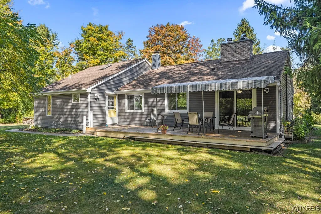 7630 Back Creek Road, Boston, New York 14075, Boston, New York 14075, 4 Bedrooms Bedrooms, 7 Rooms Rooms,2 BathroomsBathrooms,Residential,For Sale,7630 Back Creek Road, Boston, New York 14075,0,B1648647