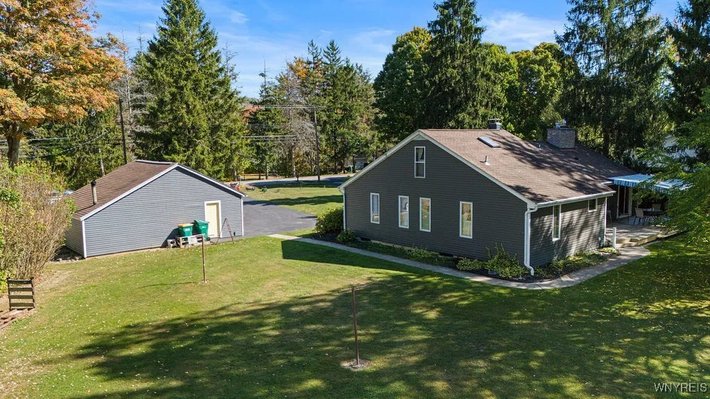 7630 Back Creek Road, Boston, New York 14075, Boston, New York 14075, 4 Bedrooms Bedrooms, 7 Rooms Rooms,2 BathroomsBathrooms,Residential,For Sale,7630 Back Creek Road, Boston, New York 14075,0,B1648647