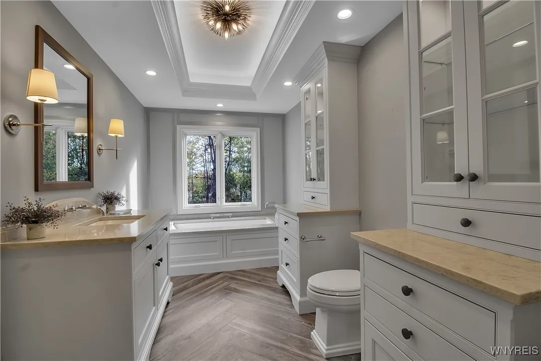 quartz counters, soft close cab.