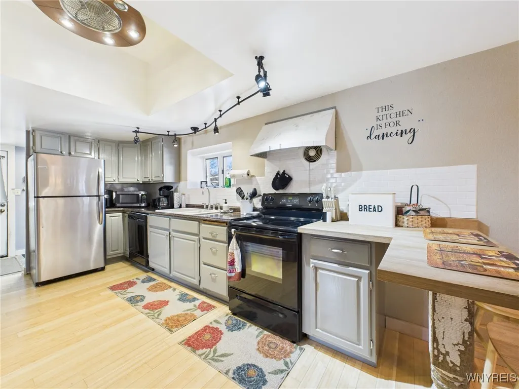 33 West Main Street, Angelica, New York 14709, Angelica, New York 14709, ,Commercial Sale,For Sale,33 West Main Street, Angelica, New York 14709,0,B1648675