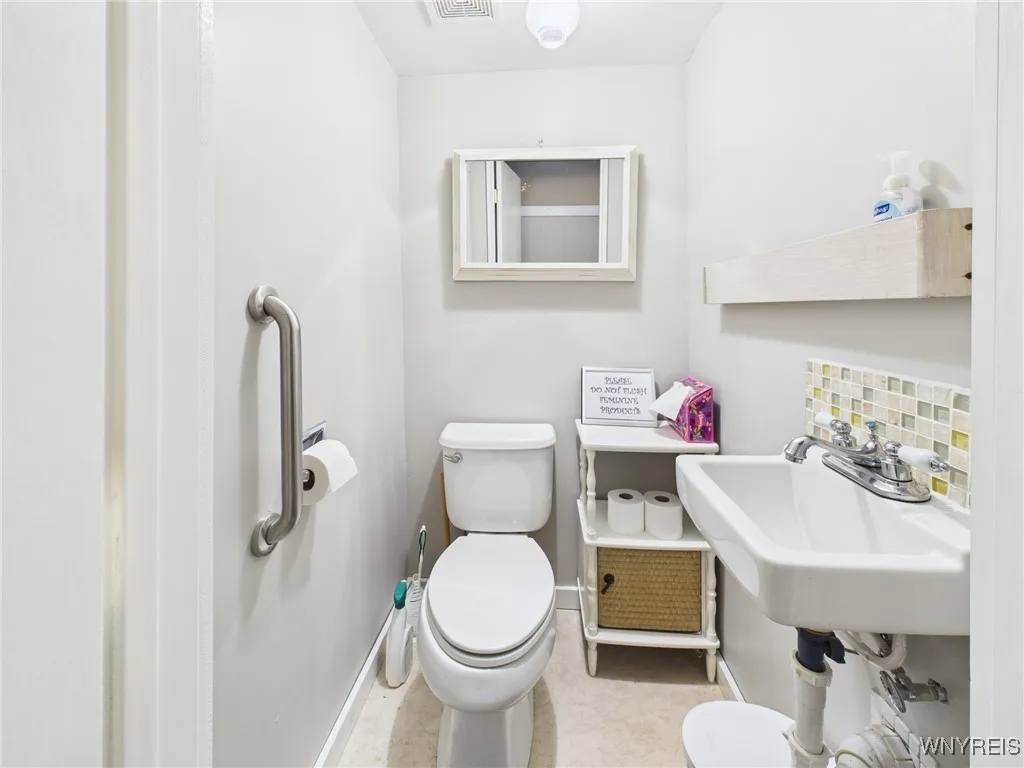 33 West Main Street, Angelica, New York 14709, Angelica, New York 14709, ,Commercial Sale,For Sale,33 West Main Street, Angelica, New York 14709,0,B1648675