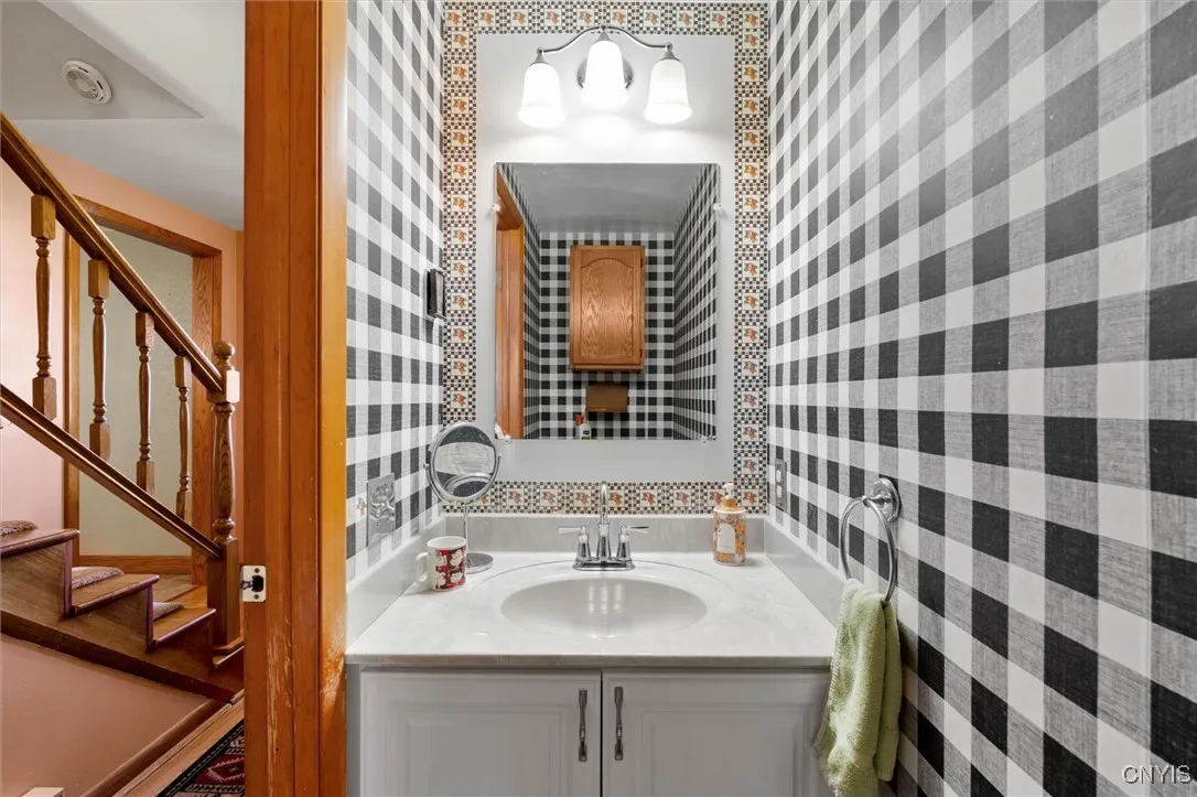 2790 Ross Drive, Brutus, New York 13166, Brutus, New York 13166, 4 Bedrooms Bedrooms, 10 Rooms Rooms,1 BathroomBathrooms,Residential,For Sale,2790 Ross Drive, Brutus, New York 13166,0,S1648584