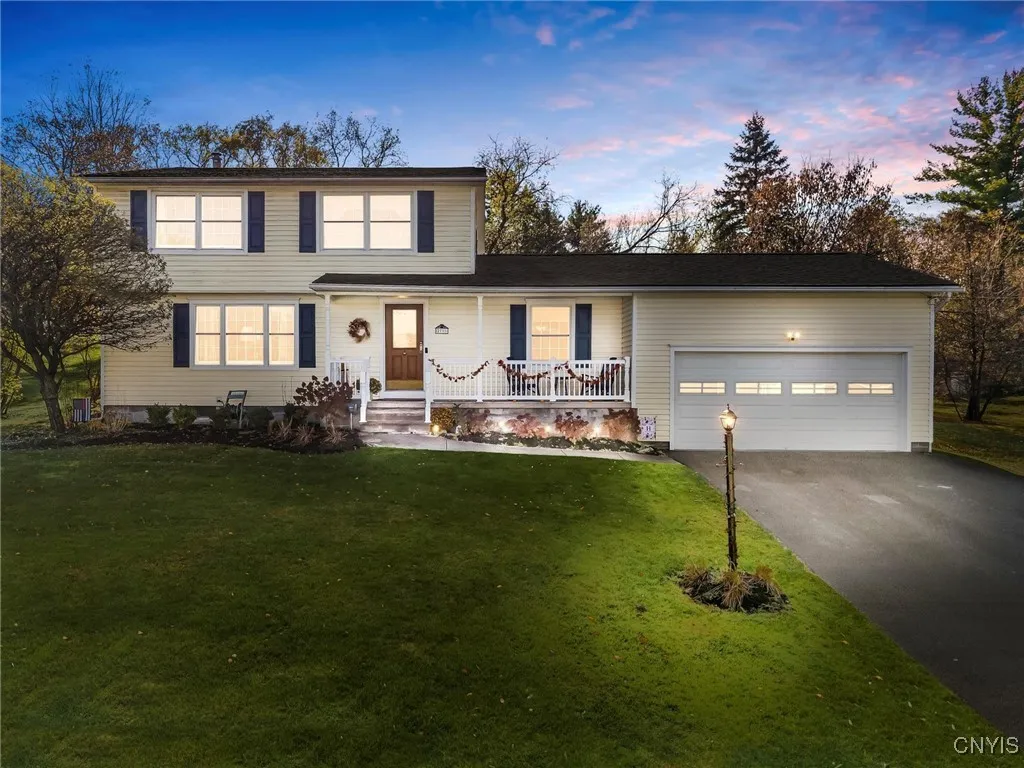 2790 Ross Drive, Brutus, New York 13166, Brutus, New York 13166, 4 Bedrooms Bedrooms, 10 Rooms Rooms,1 BathroomBathrooms,Residential,For Sale,2790 Ross Drive, Brutus, New York 13166,0,S1648584