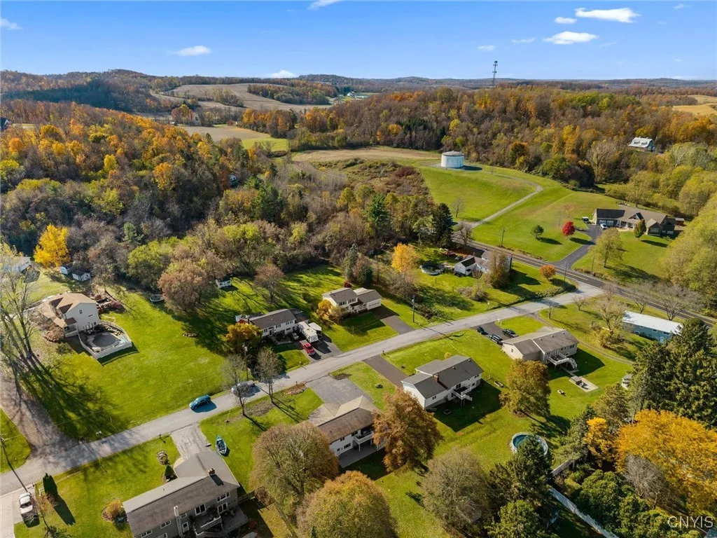 2790 Ross Drive, Brutus, New York 13166, Brutus, New York 13166, 4 Bedrooms Bedrooms, 10 Rooms Rooms,1 BathroomBathrooms,Residential,For Sale,2790 Ross Drive, Brutus, New York 13166,0,S1648584