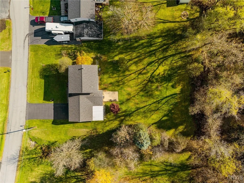 2790 Ross Drive, Brutus, New York 13166, Brutus, New York 13166, 4 Bedrooms Bedrooms, 10 Rooms Rooms,1 BathroomBathrooms,Residential,For Sale,2790 Ross Drive, Brutus, New York 13166,0,S1648584