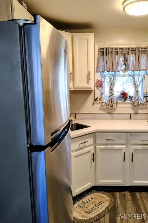 Another view of kitchen