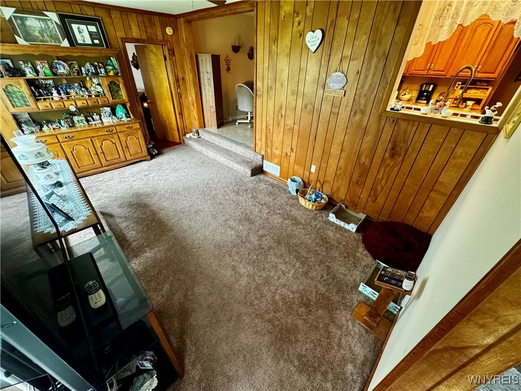 6160 Karen Avenue, Newfane, New York 14108, Newfane, New York 14108, 4 Bedrooms Bedrooms, 10 Rooms Rooms,1 BathroomBathrooms,Residential,For Sale,6160 Karen Avenue, Newfane, New York 14108,0,B1648678