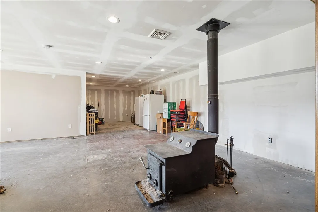 197 Earles Road, Broome, New York 12122, Broome, New York 12122, 4 Bedrooms Bedrooms, 9 Rooms Rooms,3 BathroomsBathrooms,Residential,For Sale,197 Earles Road, Broome, New York 12122,0,R1648266