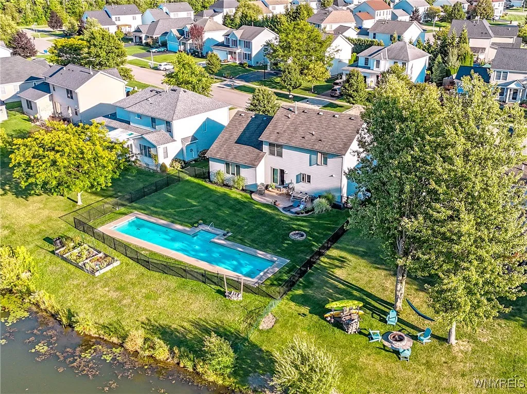 Backyard access to pond