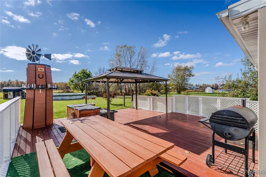 4788 Mapleton Road, Pendleton, New York 14094, Pendleton, New York 14094, 3 Bedrooms Bedrooms, 9 Rooms Rooms,2 BathroomsBathrooms,Residential,For Sale,4788 Mapleton Road, Pendleton, New York 14094,0,B1648676