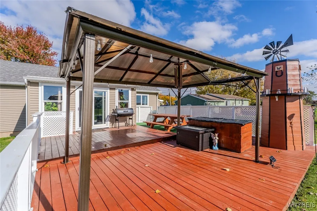 4788 Mapleton Road, Pendleton, New York 14094, Pendleton, New York 14094, 3 Bedrooms Bedrooms, 9 Rooms Rooms,2 BathroomsBathrooms,Residential,For Sale,4788 Mapleton Road, Pendleton, New York 14094,0,B1648676