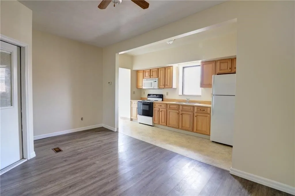 14 East Main Street, Waterloo, New York 13165, Waterloo, New York 13165, ,Commercial Lease,For Rent,14 East Main Street, Waterloo, New York 13165,0,R1648697