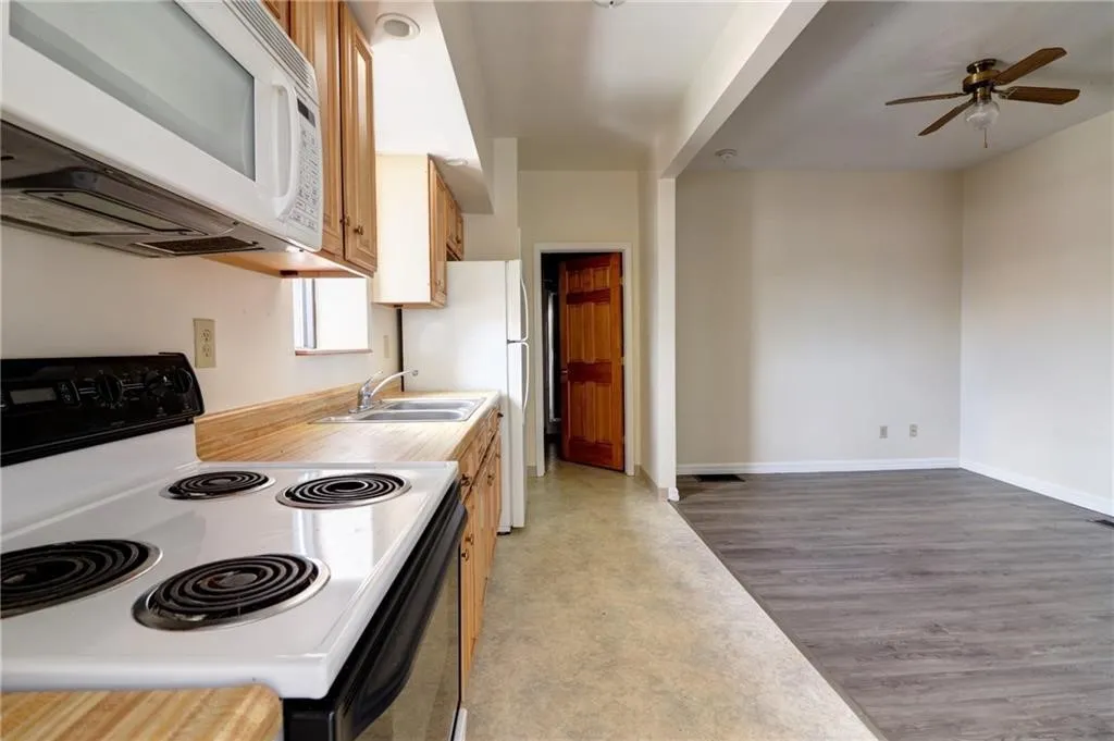 14 East Main Street, Waterloo, New York 13165, Waterloo, New York 13165, ,Commercial Lease,For Rent,14 East Main Street, Waterloo, New York 13165,0,R1648697