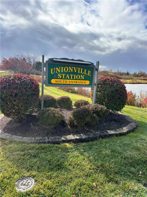 14 Shirleen Drive, Parma, New York 14468, Parma, New York 14468, 2 Bedrooms Bedrooms, 5 Rooms Rooms,1 BathroomBathrooms,Residential,For Sale,14 Shirleen Drive, Parma, New York 14468,0,R1643282