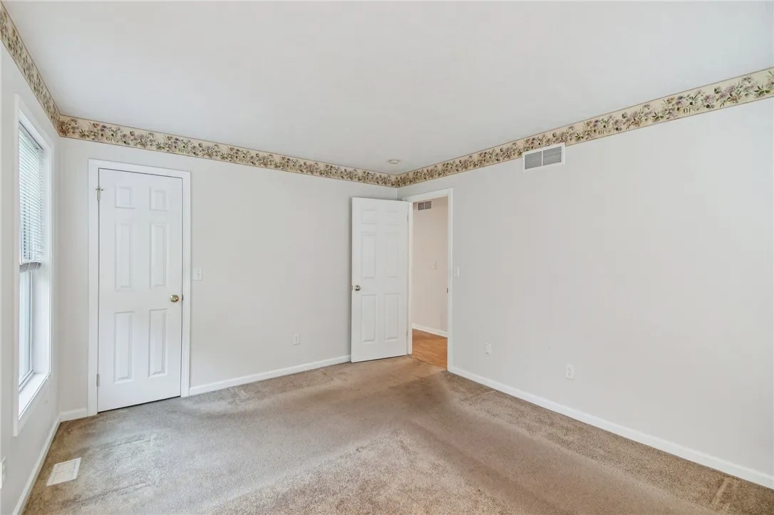 14 Shirleen Drive, Parma, New York 14468, Parma, New York 14468, 2 Bedrooms Bedrooms, 5 Rooms Rooms,1 BathroomBathrooms,Residential,For Sale,14 Shirleen Drive, Parma, New York 14468,0,R1643282