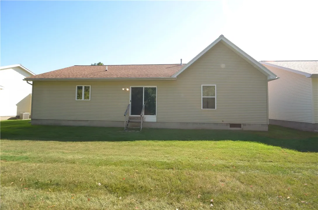 14 Shirleen Drive, Parma, New York 14468, Parma, New York 14468, 2 Bedrooms Bedrooms, 5 Rooms Rooms,1 BathroomBathrooms,Residential,For Sale,14 Shirleen Drive, Parma, New York 14468,0,R1643282