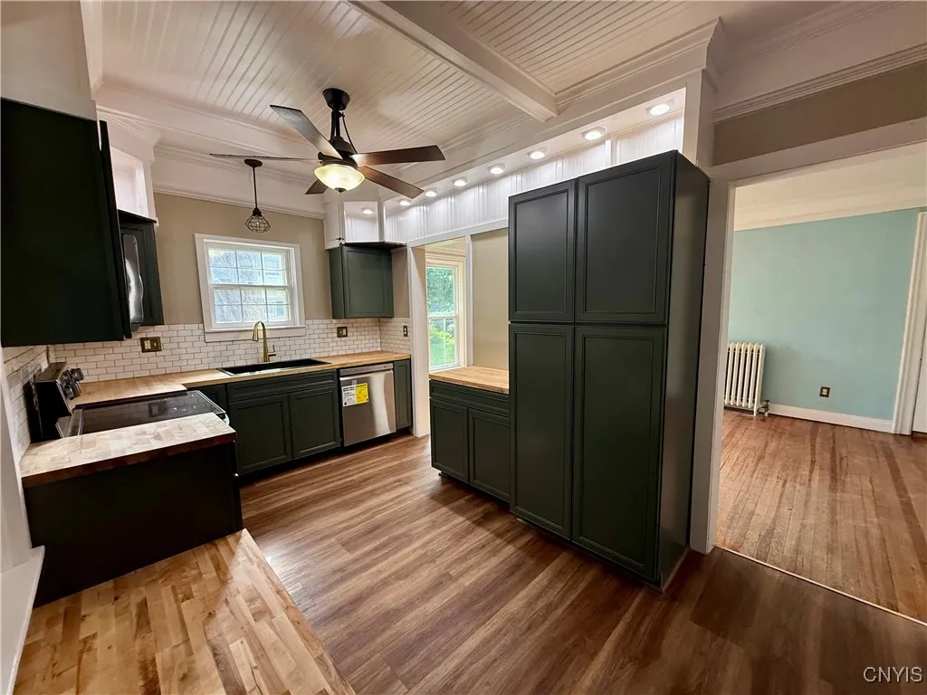 140 Maple Street, Le Ray, New York 13612, Le Ray, New York 13612, 3 Bedrooms Bedrooms, 8 Rooms Rooms,2 BathroomsBathrooms,Residential,For Sale,140 Maple Street, Le Ray, New York 13612,0,S1648706