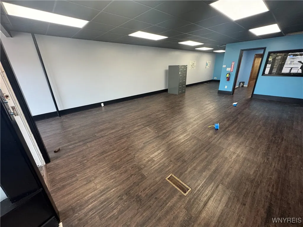 17 Main Street, Tonawanda, New York 14150, Tonawanda, New York 14150, ,Commercial Lease,For Rent,17 Main Street, Tonawanda, New York 14150,0,B1648715