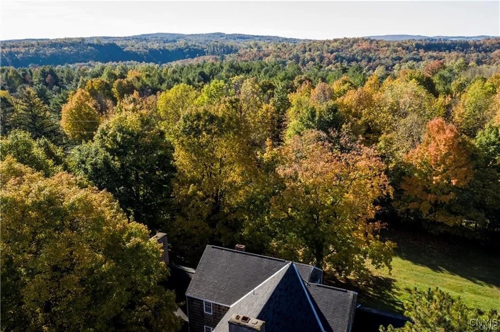 6891 Woodchuck Hill Road, Dewitt, New York 13066, De Witt, New York 13066, 4 Bedrooms Bedrooms, 10 Rooms Rooms,2 BathroomsBathrooms,Residential Lease,For Rent,6891 Woodchuck Hill Road, Dewitt, New York 13066,0,S1648717