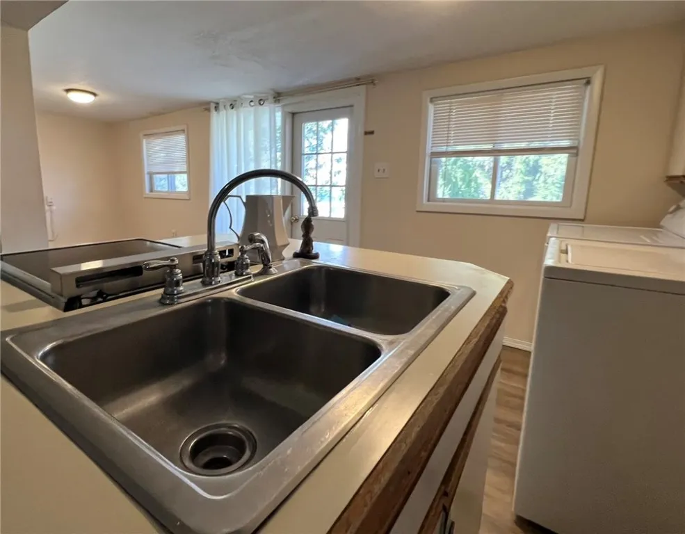 404 Perry Street, Horseheads, New York 14845, Horseheads, New York 14845, 2 Bedrooms Bedrooms, 5 Rooms Rooms,1 BathroomBathrooms,Residential Lease,For Rent,404 Perry Street, Horseheads, New York 14845,0,R1648721