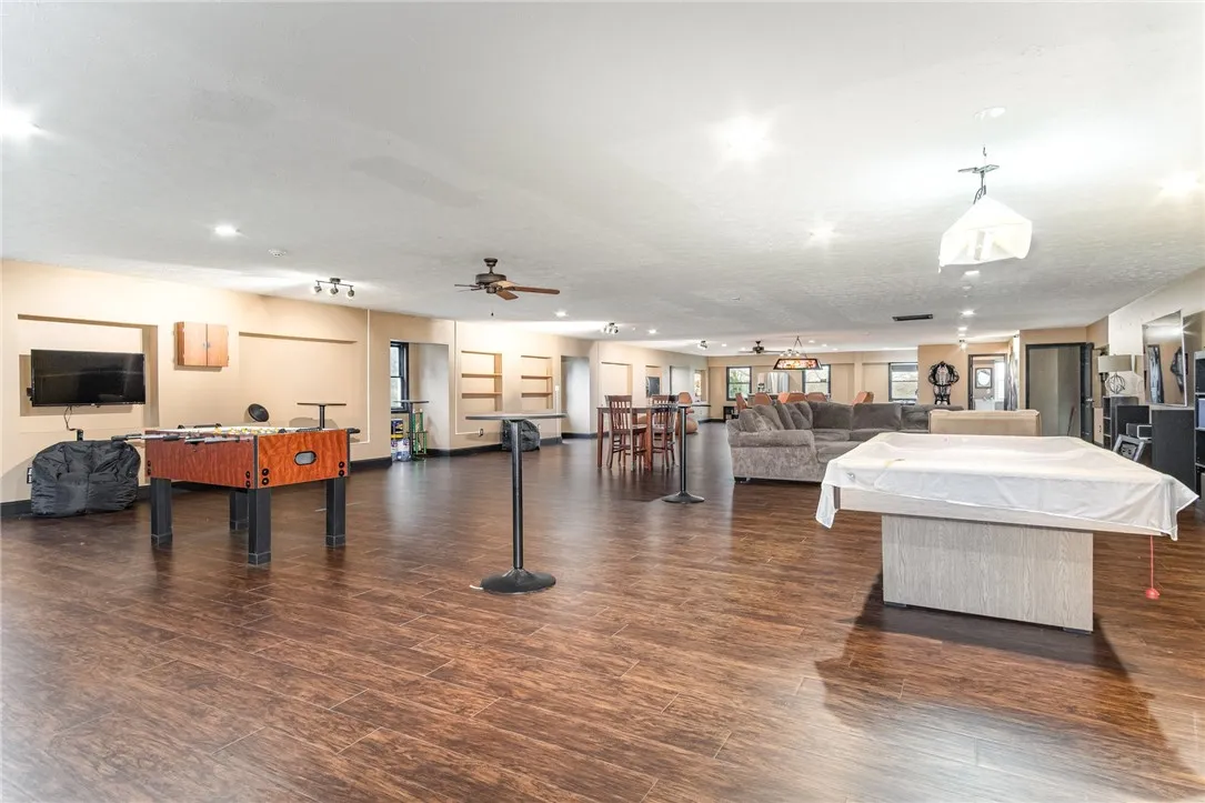 438 Quaker Meeting House Road, Mendon, New York 14, Mendon, New York 14472, 4 Bedrooms Bedrooms, 9 Rooms Rooms,3 BathroomsBathrooms,Residential,For Sale,438 Quaker Meeting House Road, Mendon, New York 14,0,R1647474