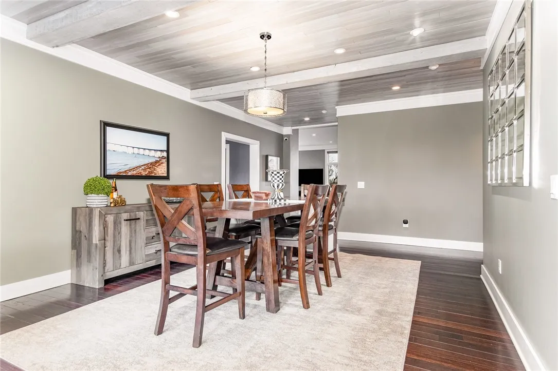 438 Quaker Meeting House Road, Mendon, New York 14, Mendon, New York 14472, 4 Bedrooms Bedrooms, 9 Rooms Rooms,3 BathroomsBathrooms,Residential,For Sale,438 Quaker Meeting House Road, Mendon, New York 14,0,R1647474