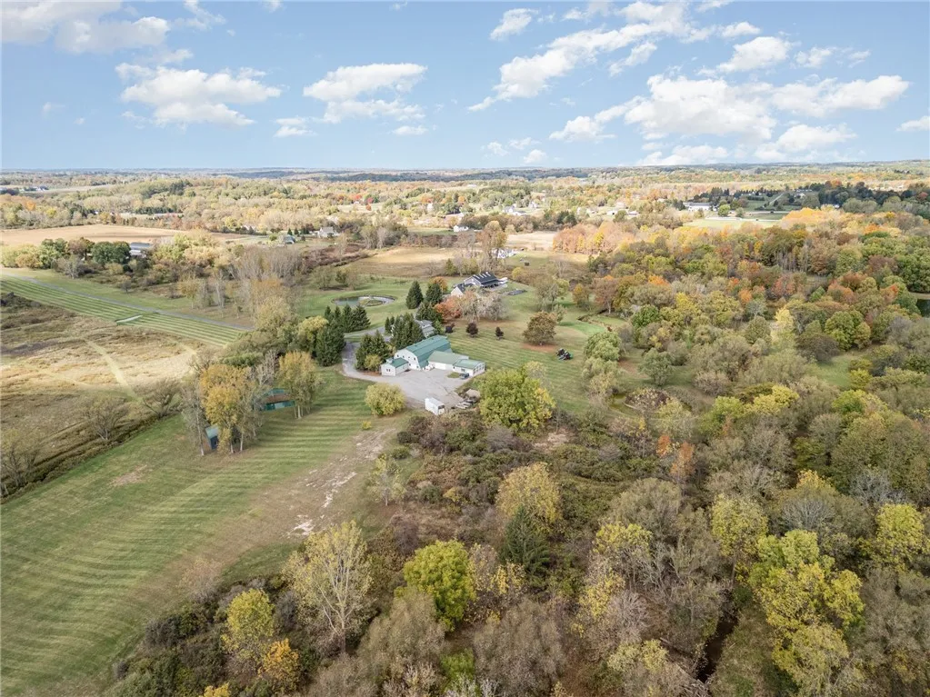 438 Quaker Meeting House Road, Mendon, New York 14, Mendon, New York 14472, 4 Bedrooms Bedrooms, 9 Rooms Rooms,3 BathroomsBathrooms,Residential,For Sale,438 Quaker Meeting House Road, Mendon, New York 14,0,R1647474