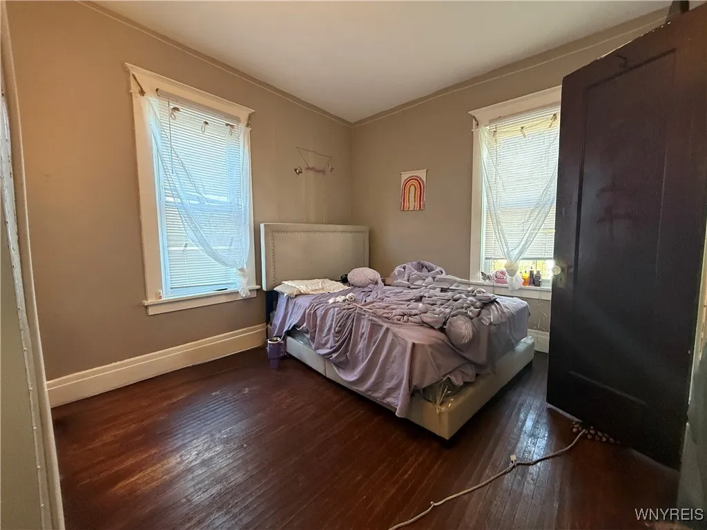 276 Choate Avenue, Buffalo, New York 14220, Buffalo, New York 14220, 6 Bedrooms Bedrooms, ,2 BathroomsBathrooms,Residential,For Sale,276 Choate Avenue, Buffalo, New York 14220,0,B1648538