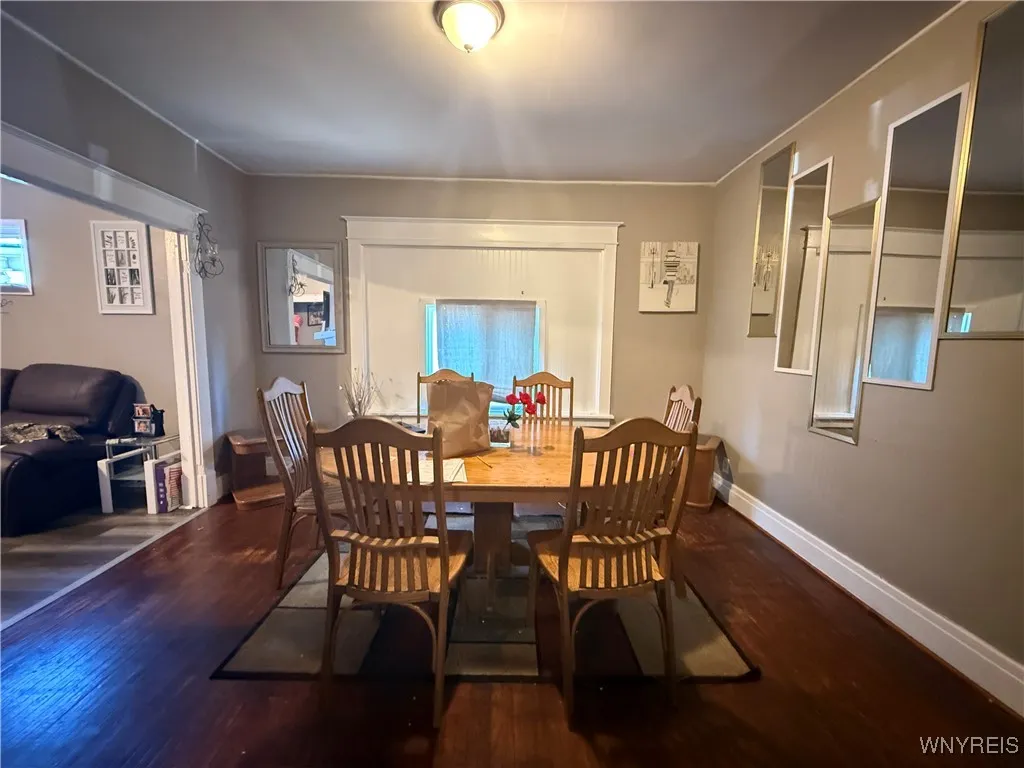 276 Choate Avenue, Buffalo, New York 14220, Buffalo, New York 14220, 6 Bedrooms Bedrooms, ,2 BathroomsBathrooms,Residential,For Sale,276 Choate Avenue, Buffalo, New York 14220,0,B1648538