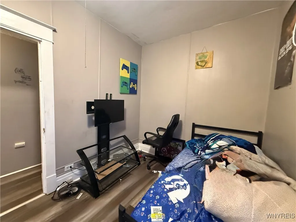 276 Choate Avenue, Buffalo, New York 14220, Buffalo, New York 14220, 6 Bedrooms Bedrooms, ,2 BathroomsBathrooms,Residential,For Sale,276 Choate Avenue, Buffalo, New York 14220,0,B1648538