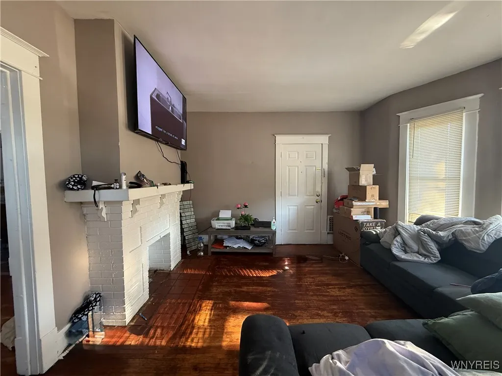 276 Choate Avenue, Buffalo, New York 14220, Buffalo, New York 14220, 6 Bedrooms Bedrooms, ,2 BathroomsBathrooms,Residential,For Sale,276 Choate Avenue, Buffalo, New York 14220,0,B1648538