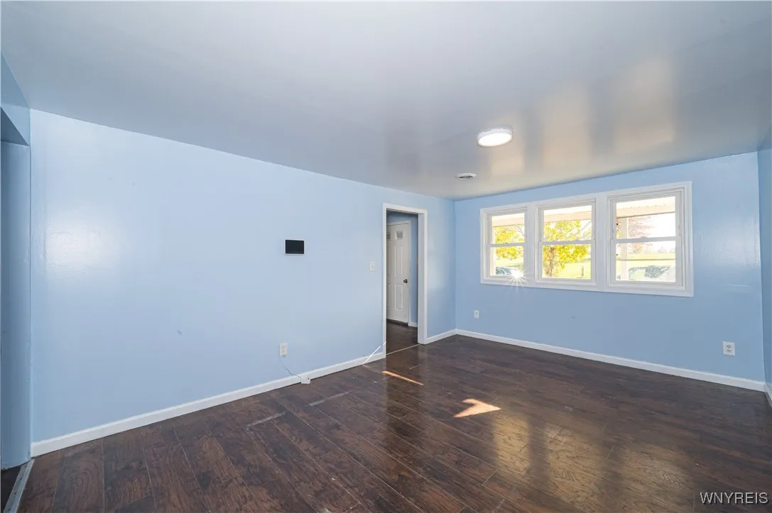 88 Lewis Street, Buffalo, New York 14206, Buffalo, New York 14206, 4 Bedrooms Bedrooms, 8 Rooms Rooms,1 BathroomBathrooms,Residential,For Sale,88 Lewis Street, Buffalo, New York 14206,0,B1648474