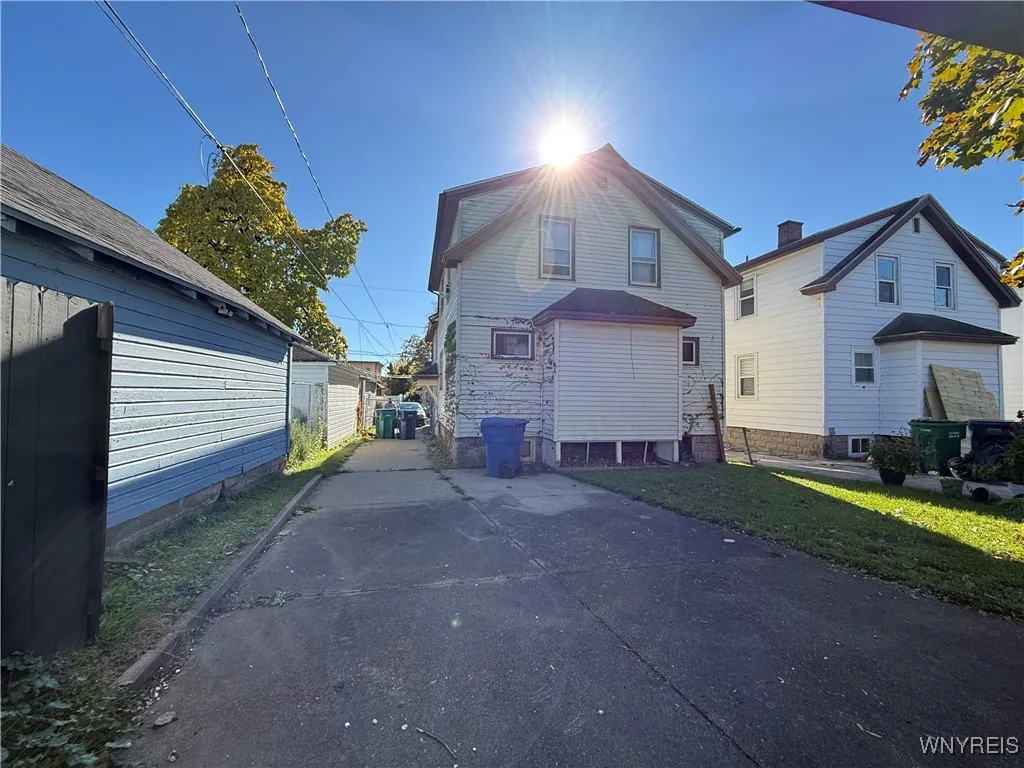 638 Highgate Avenue, Buffalo, New York 14215, Buffalo, New York 14215, 4 Bedrooms Bedrooms, ,2 BathroomsBathrooms,Residential,For Sale,638 Highgate Avenue, Buffalo, New York 14215,0,B1648533