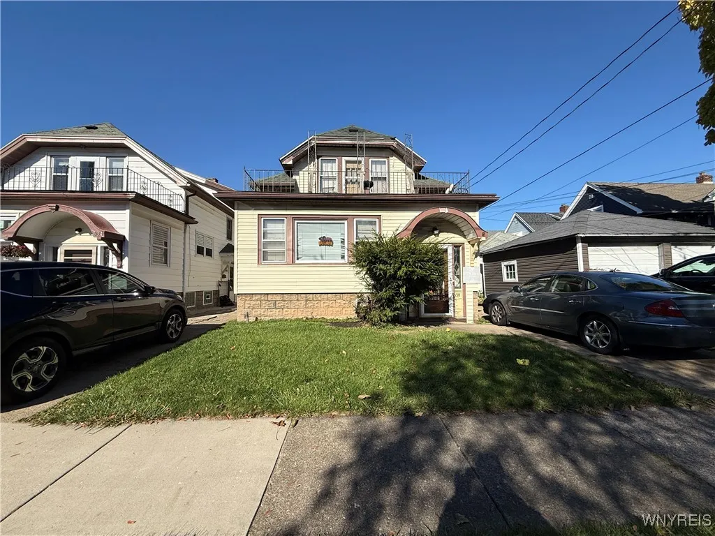 638 Highgate Avenue, Buffalo, New York 14215, Buffalo, New York 14215, 4 Bedrooms Bedrooms, ,2 BathroomsBathrooms,Residential,For Sale,638 Highgate Avenue, Buffalo, New York 14215,0,B1648533