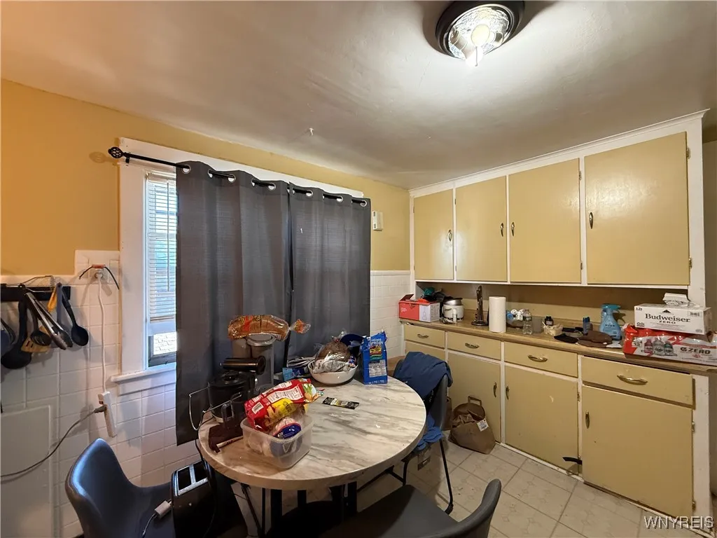 638 Highgate Avenue, Buffalo, New York 14215, Buffalo, New York 14215, 4 Bedrooms Bedrooms, ,2 BathroomsBathrooms,Residential,For Sale,638 Highgate Avenue, Buffalo, New York 14215,0,B1648533