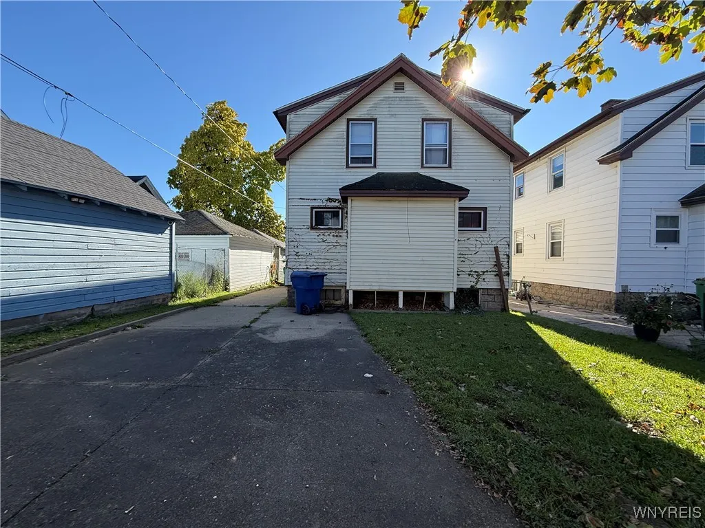 638 Highgate Avenue, Buffalo, New York 14215, Buffalo, New York 14215, 4 Bedrooms Bedrooms, ,2 BathroomsBathrooms,Residential,For Sale,638 Highgate Avenue, Buffalo, New York 14215,0,B1648533