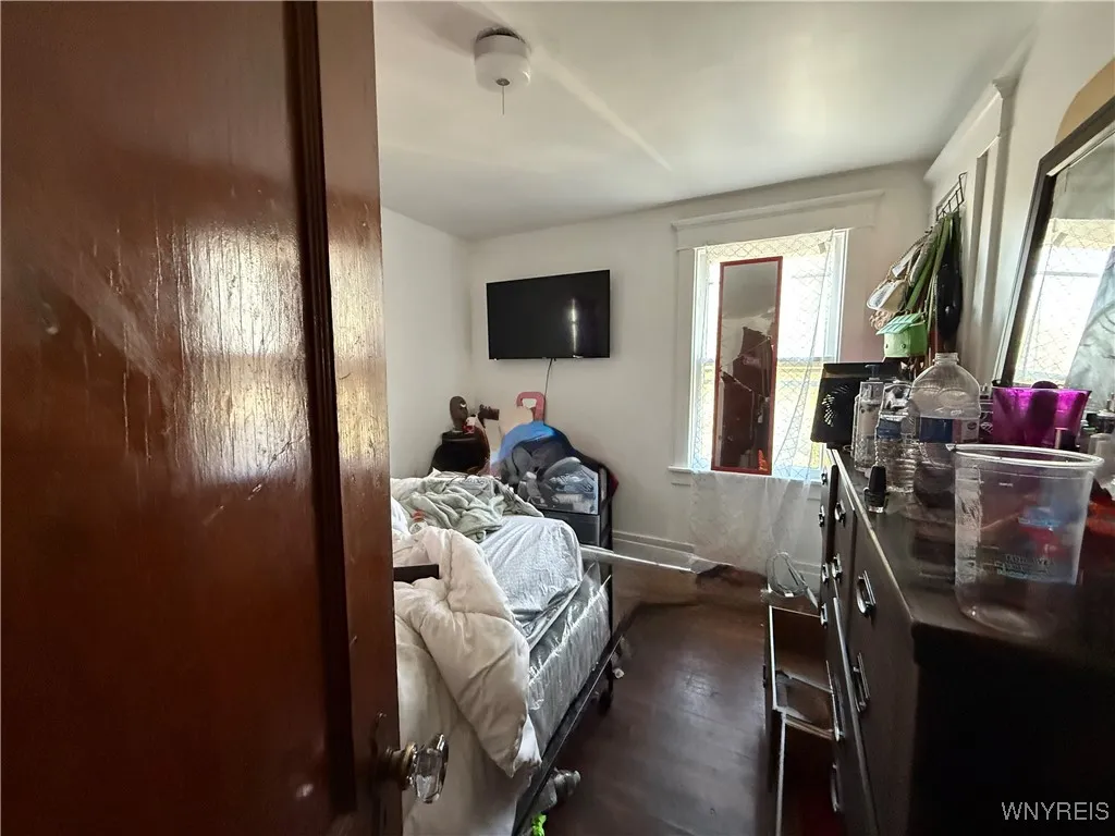 638 Highgate Avenue, Buffalo, New York 14215, Buffalo, New York 14215, 4 Bedrooms Bedrooms, ,2 BathroomsBathrooms,Residential,For Sale,638 Highgate Avenue, Buffalo, New York 14215,0,B1648533